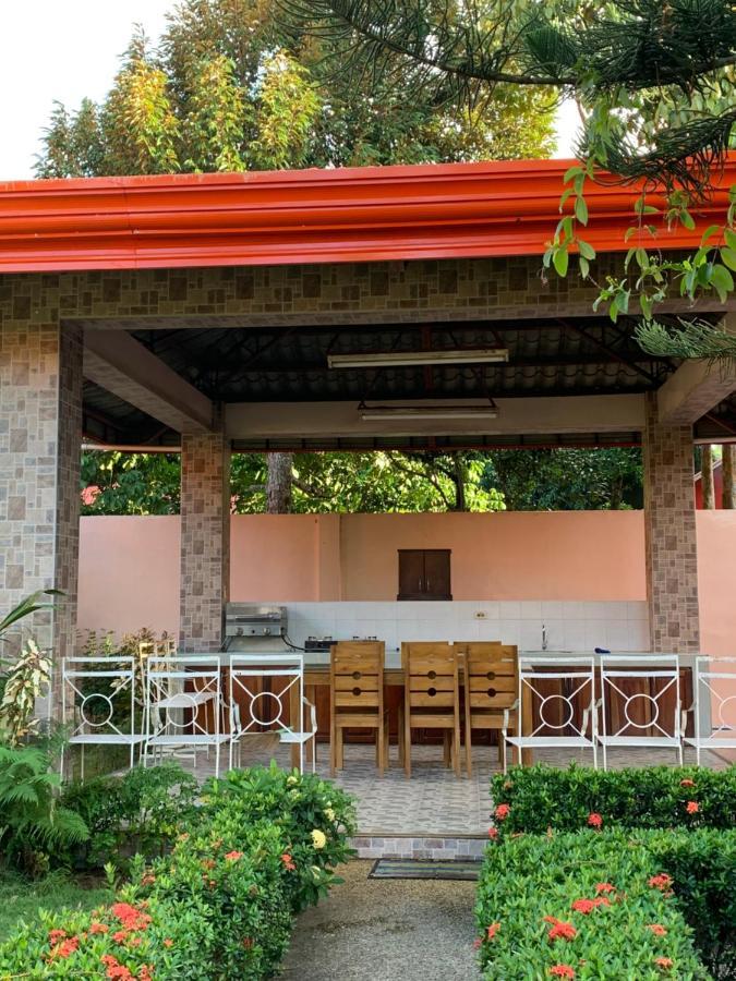 100m2, 2 yatak odalı, 1 banyolu Bungalov, Galas bölgesinde Dipolog Dış mekan fotoğraf