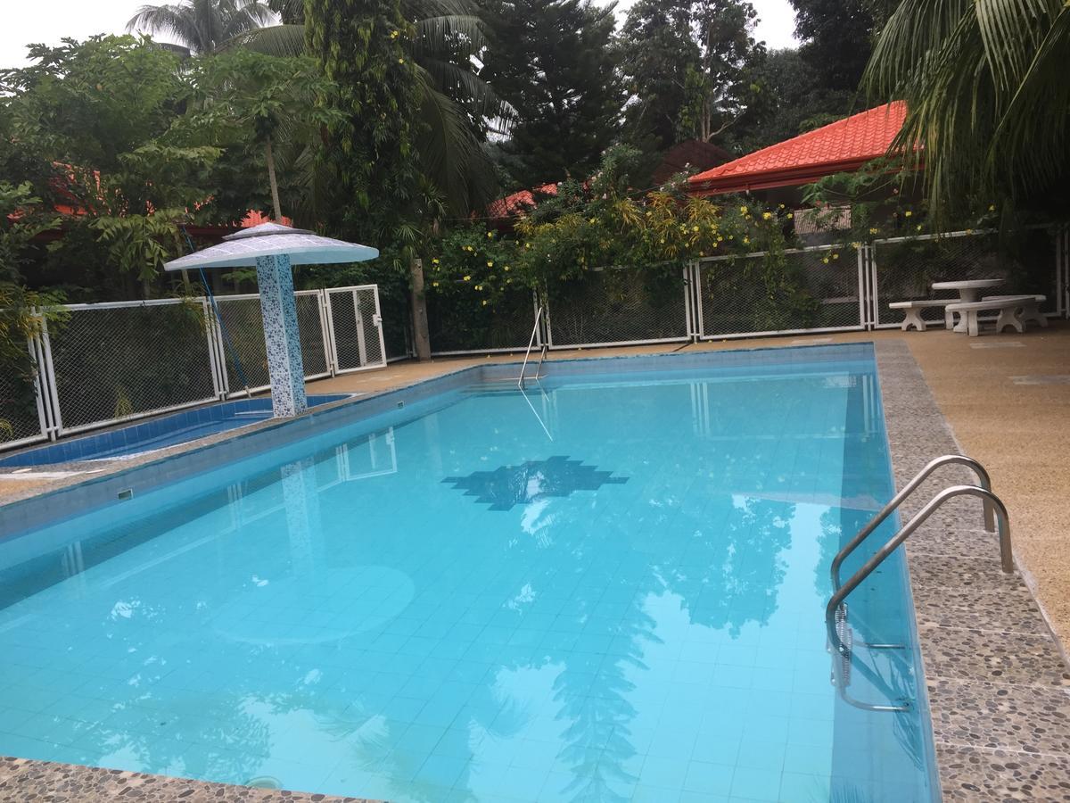 100m2, 2 yatak odalı, 1 banyolu Bungalov, Galas bölgesinde Dipolog Dış mekan fotoğraf